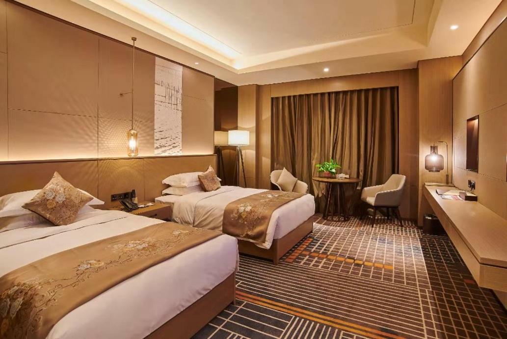 Ramada Plaza By Wyndham Changsha Wangcheng Exterior foto